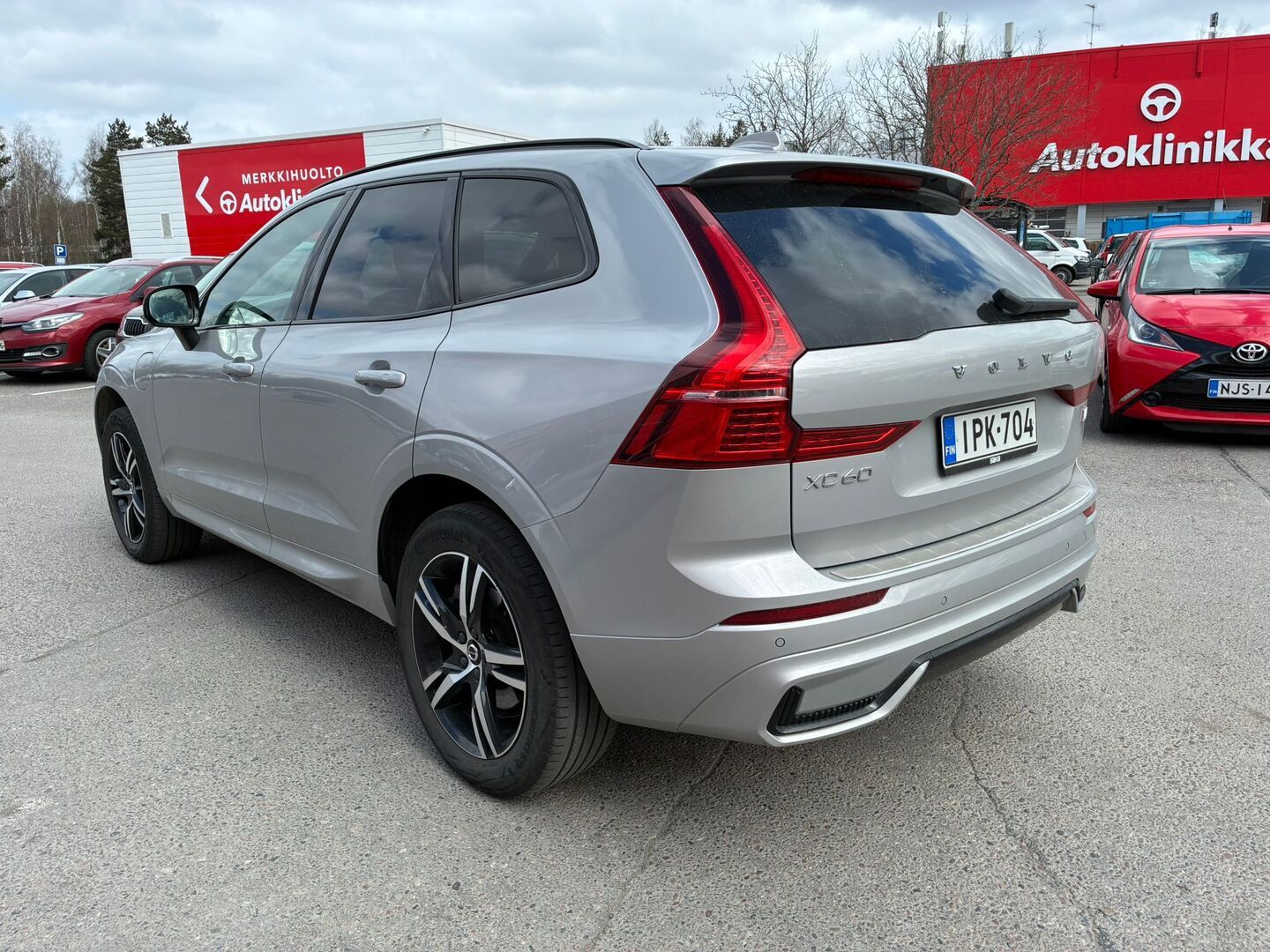 VOLVO XC60 2022