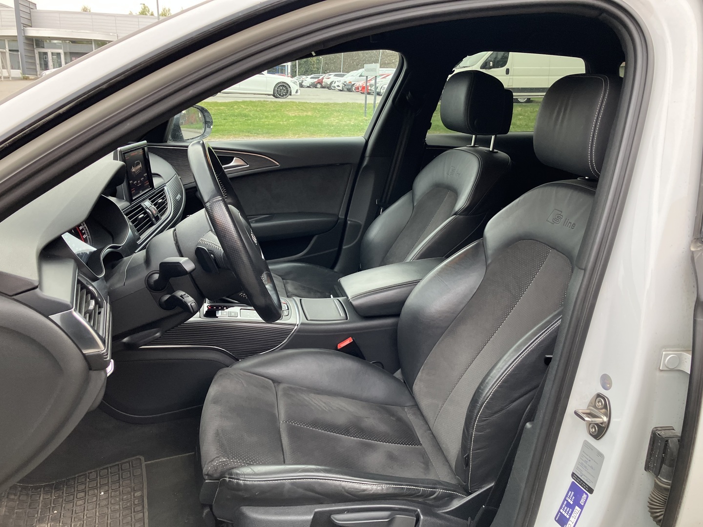AUDI A6 2016