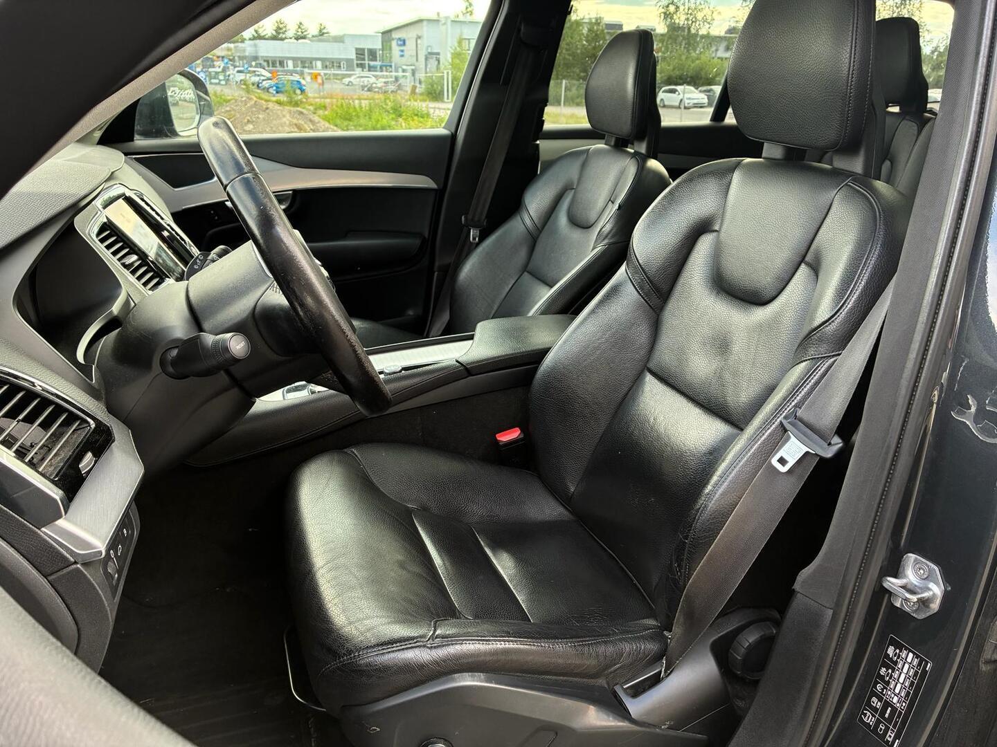 VOLVO XC90 2017
