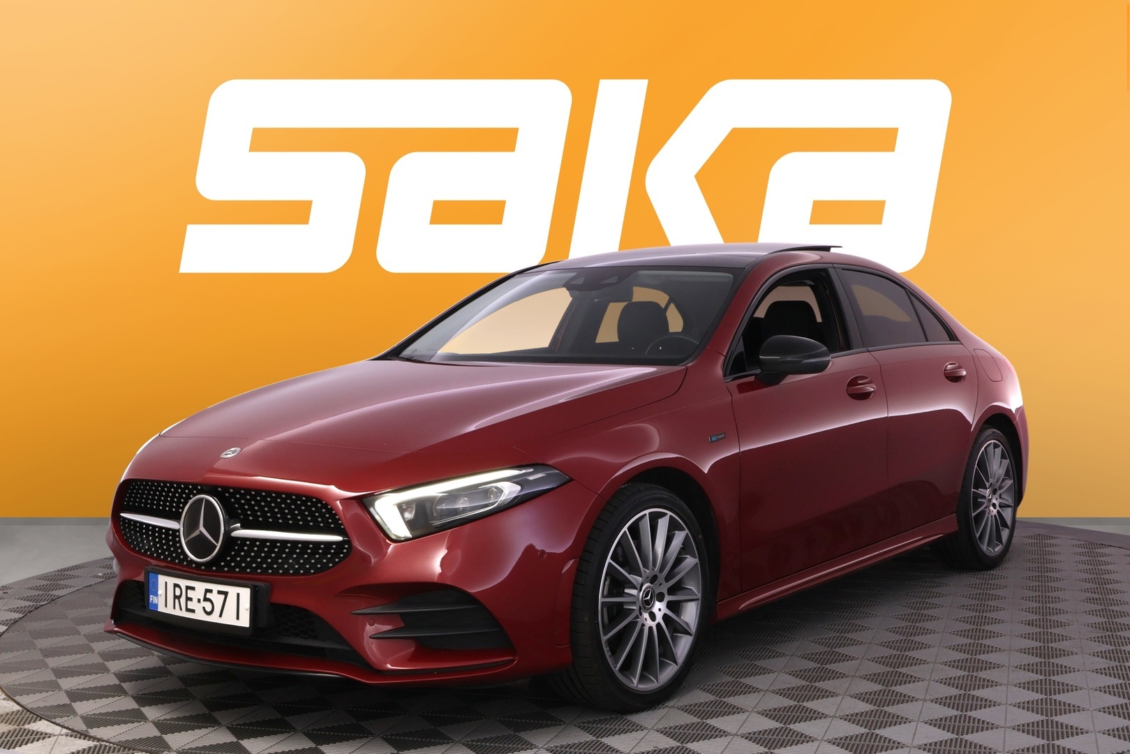MERCEDES-BENZ A 2021