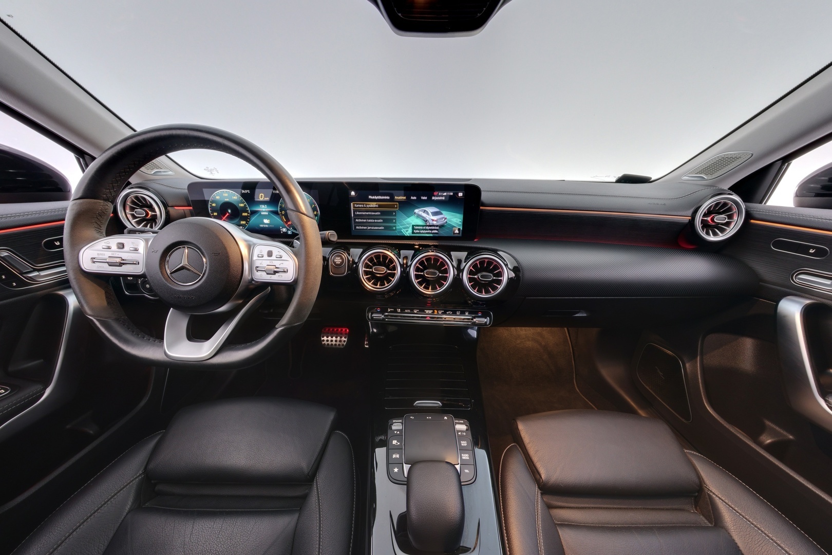 MERCEDES-BENZ A 2021