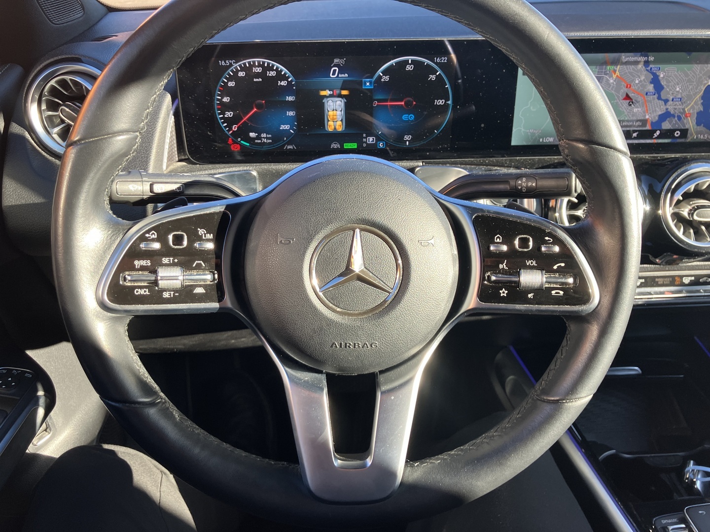 MERCEDES-BENZ EQB 2024