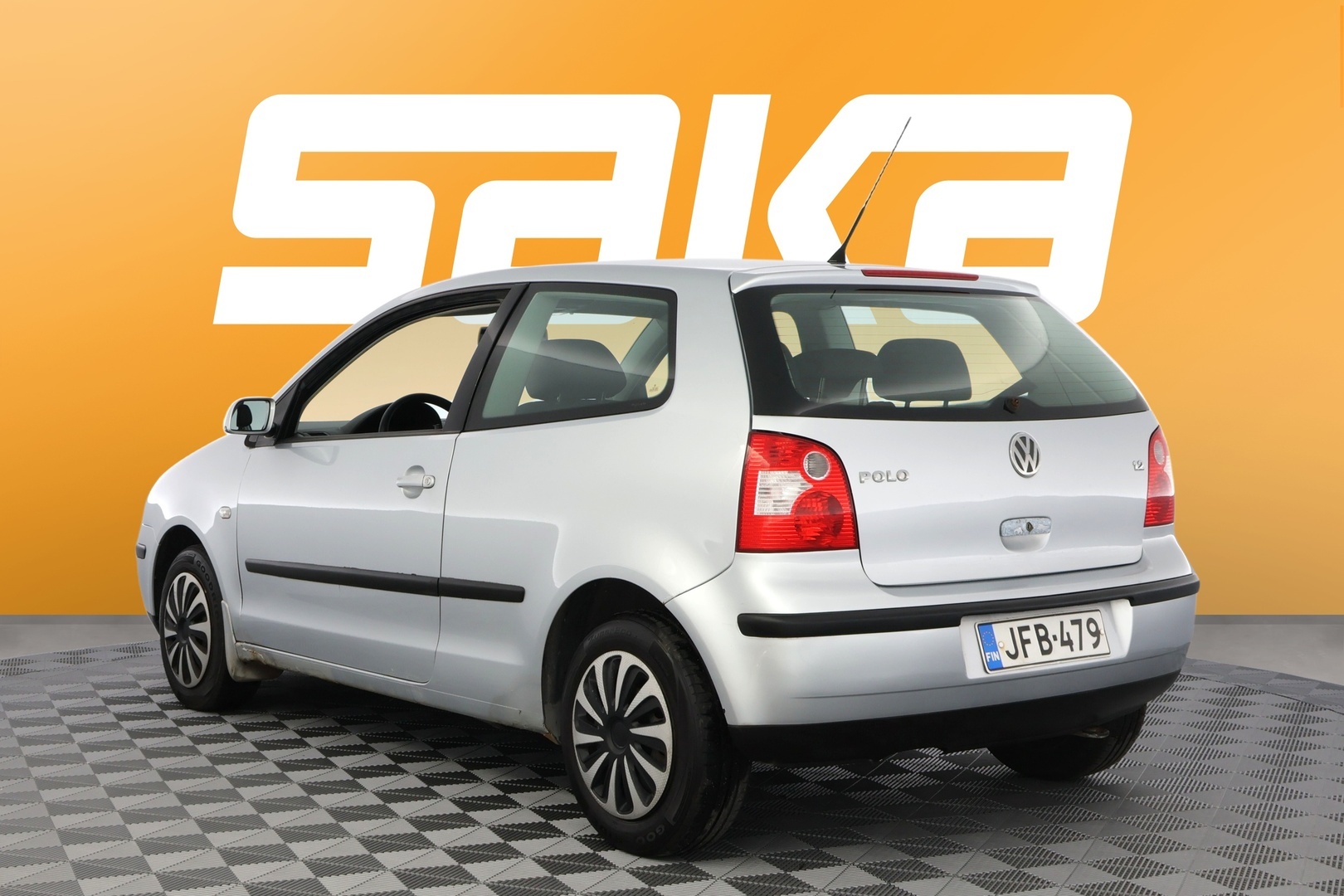 VOLKSWAGEN Polo 2003