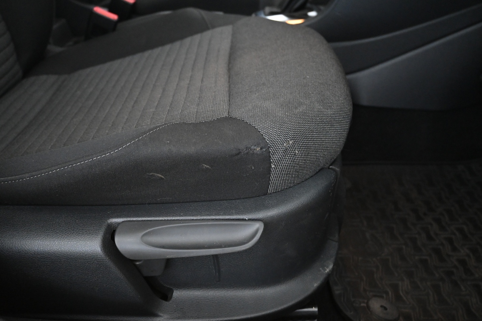 VOLKSWAGEN Polo 2011