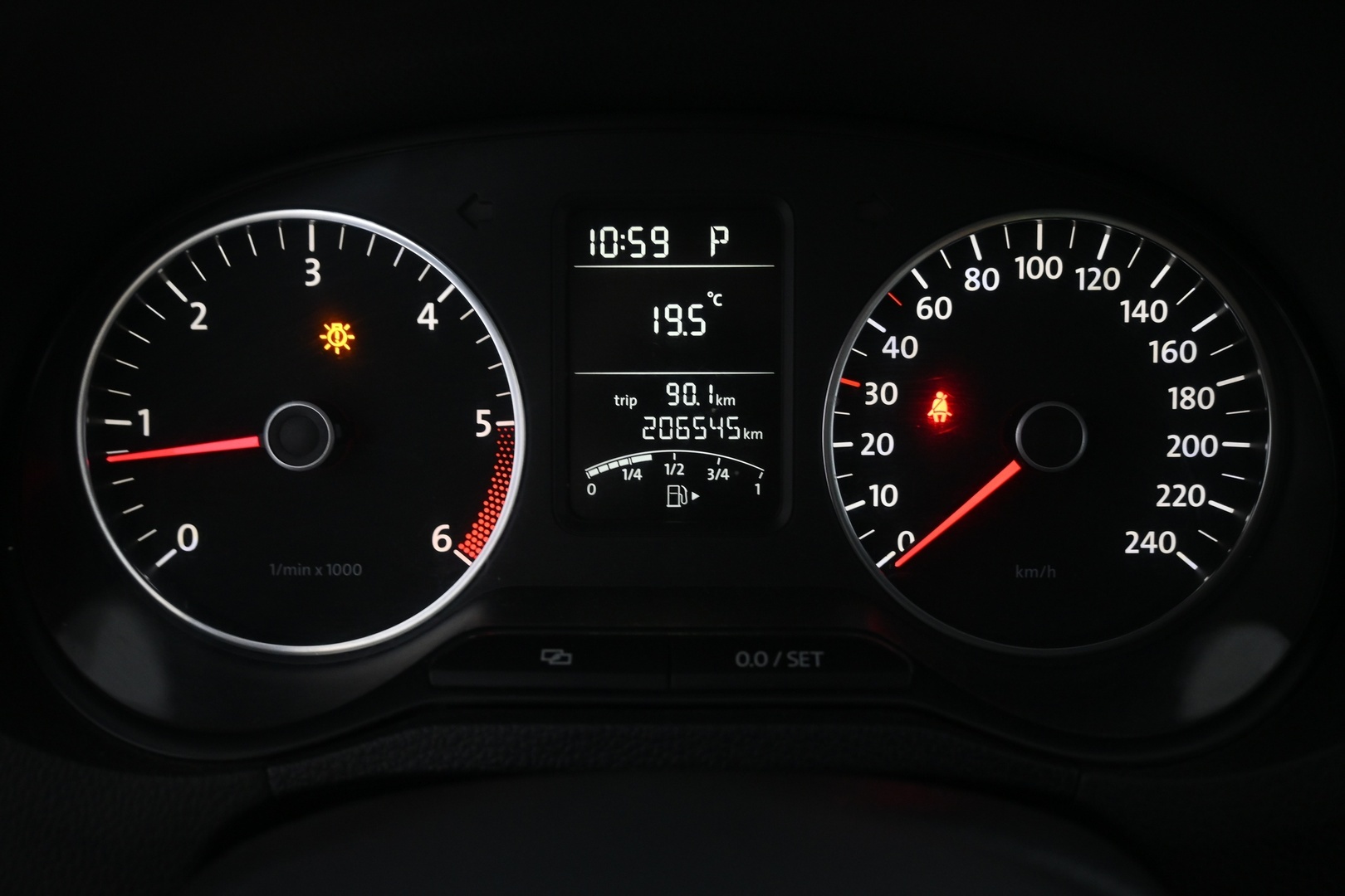VOLKSWAGEN Polo 2011