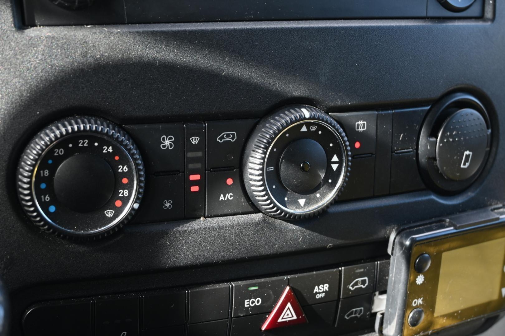 MERCEDES-BENZ Sprinter 2015