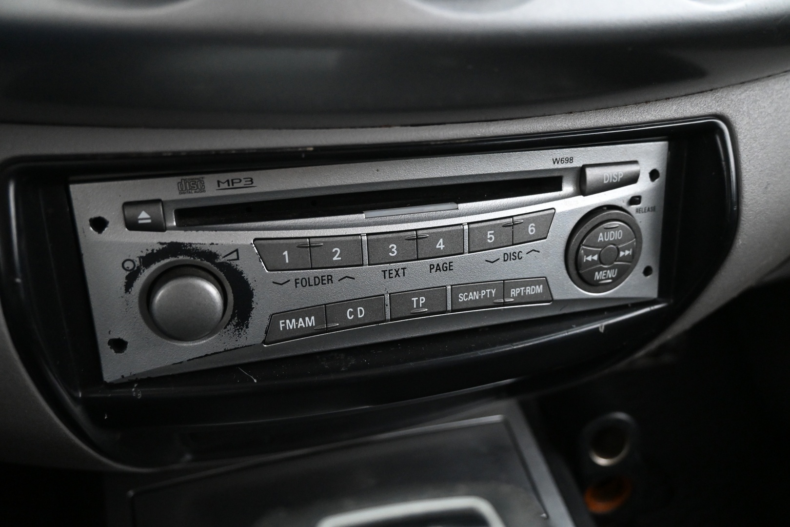 MITSUBISHI L200 2010