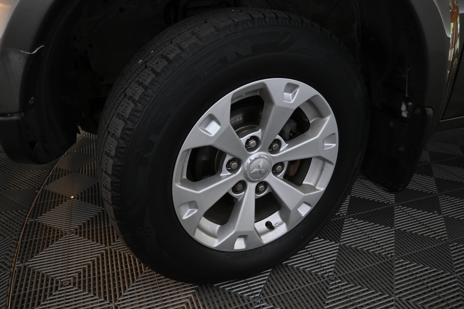 MITSUBISHI L200 2010