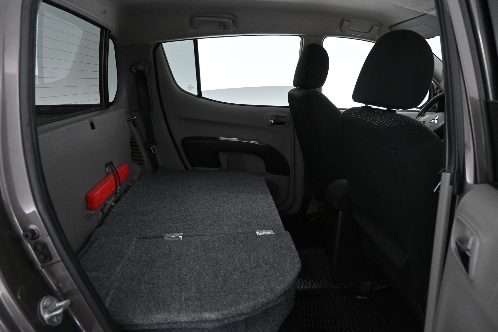 MITSUBISHI L200 2010