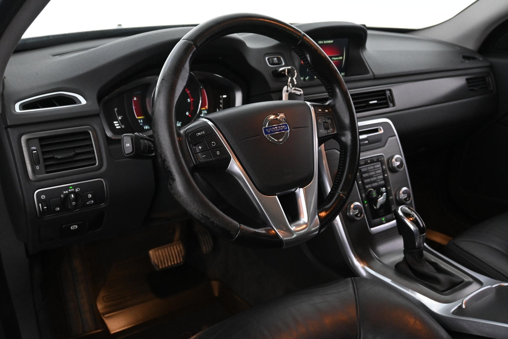 VOLVO XC70 2016