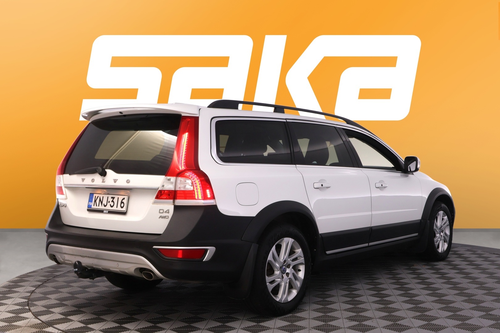VOLVO XC70 2016