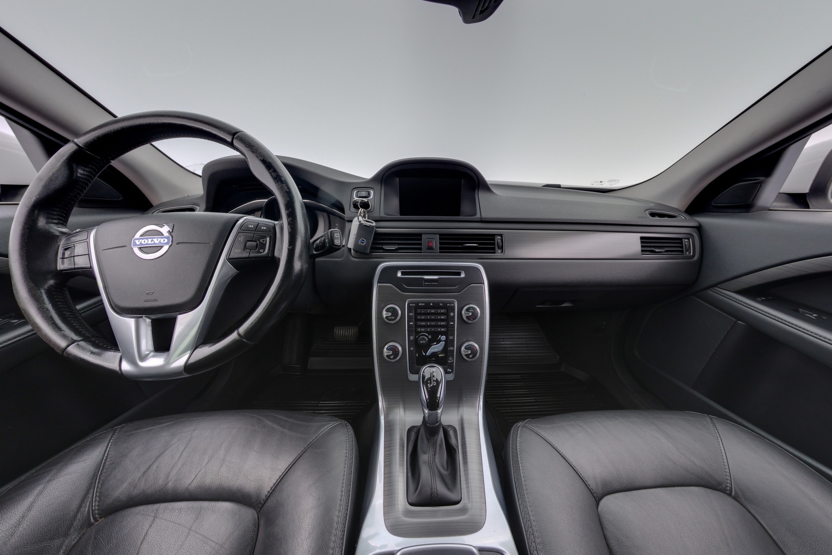 VOLVO XC70 2016