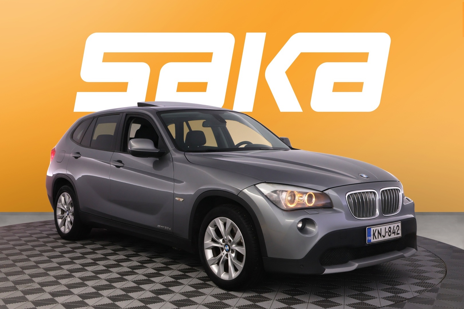 BMW X1 2011