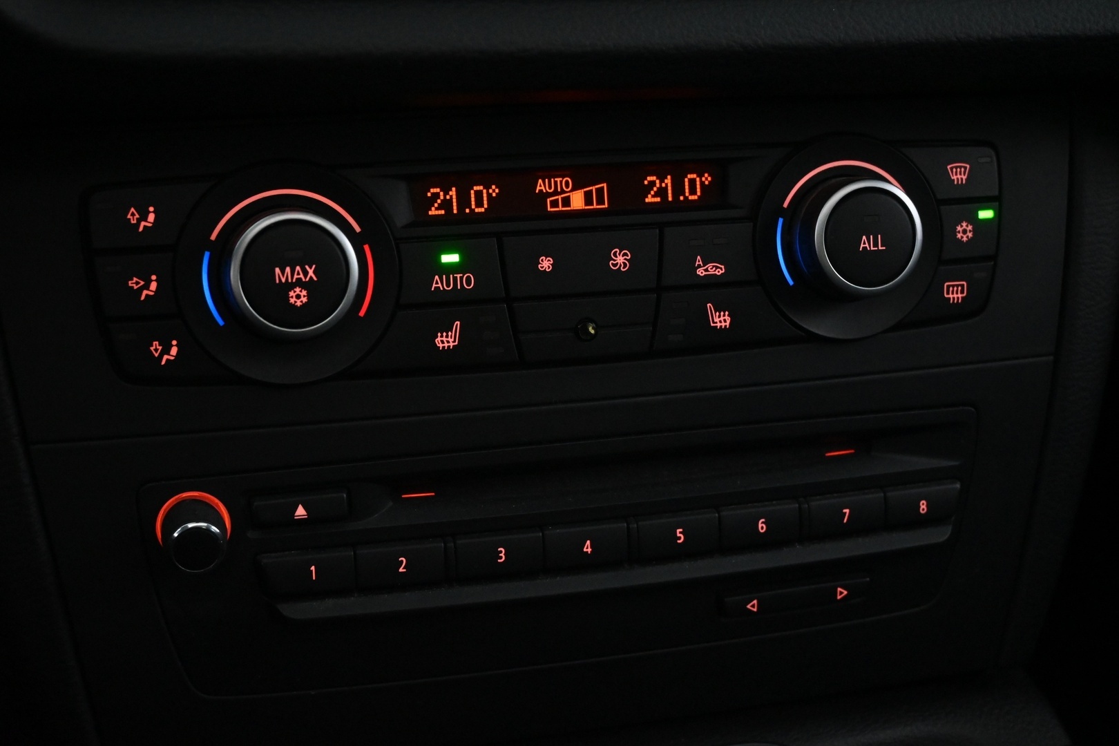 BMW X1 2011