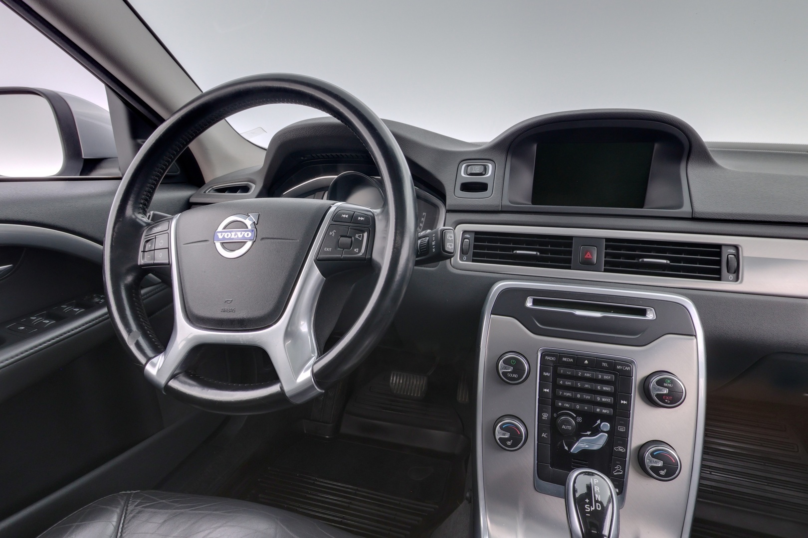 VOLVO XC70 2014