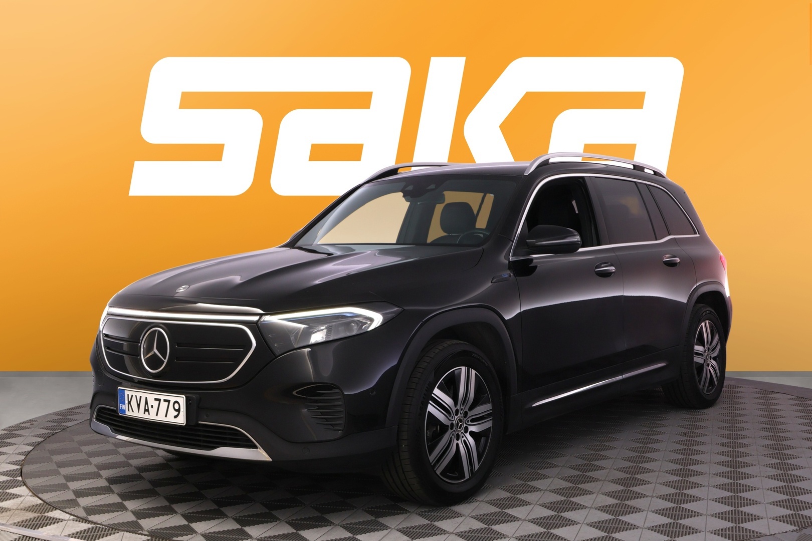 MERCEDES-BENZ EQB 2022