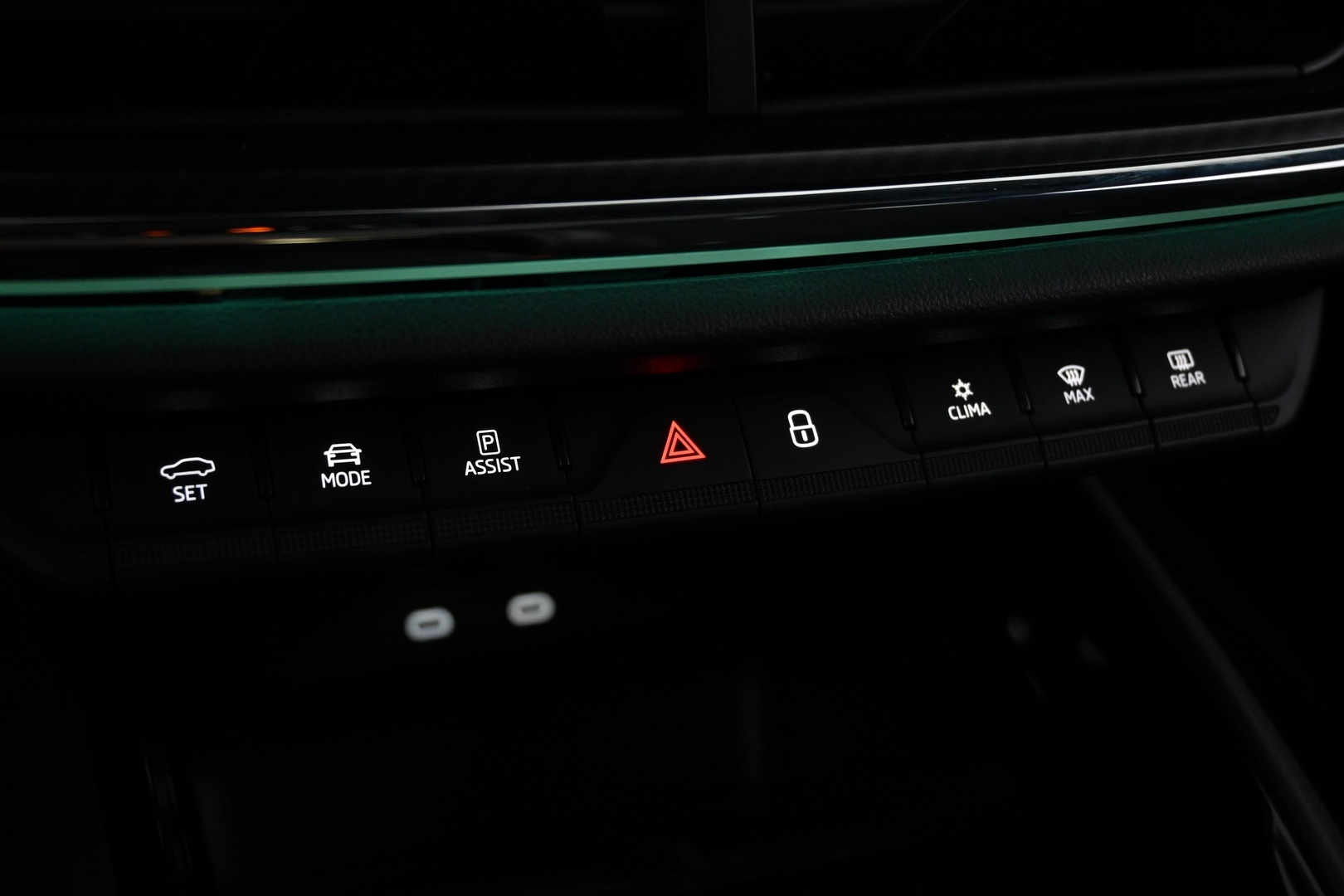SKODA Enyaq 2023
