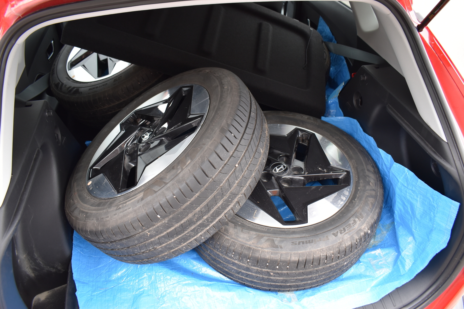 HYUNDAI KONA Electric 2024