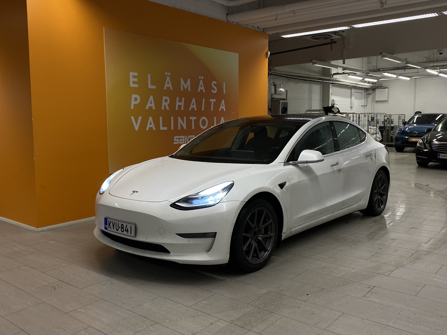 TESLA Model 3 2020