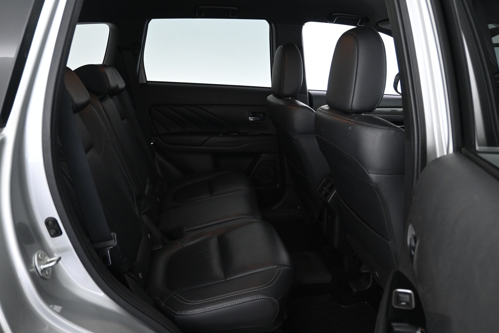 MITSUBISHI OUTLANDER PHEV 2020