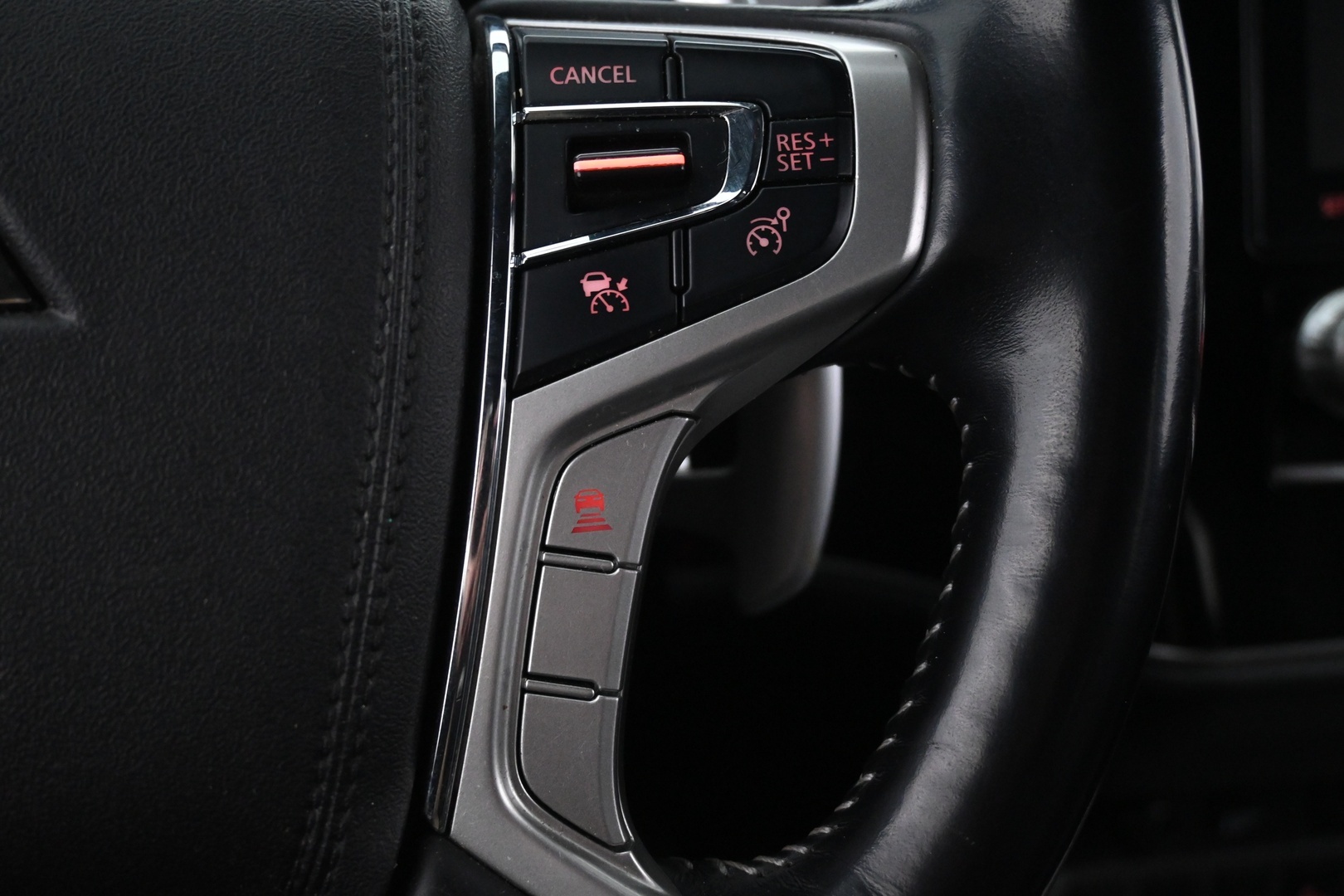 MITSUBISHI OUTLANDER PHEV 2020