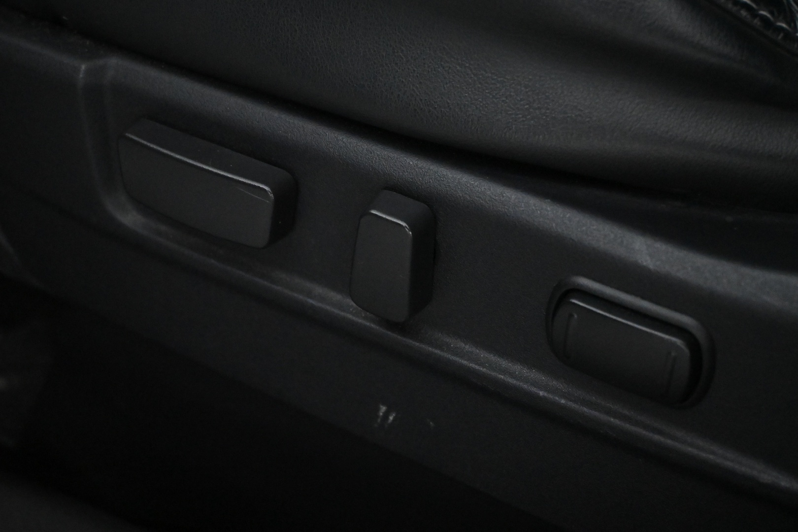 MITSUBISHI OUTLANDER PHEV 2020