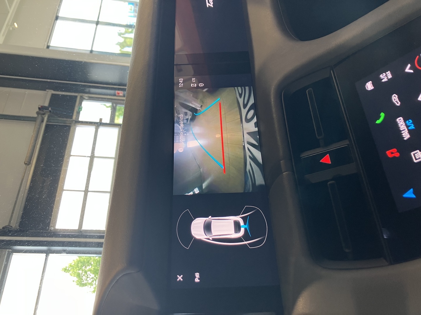 PORSCHE Taycan 2021