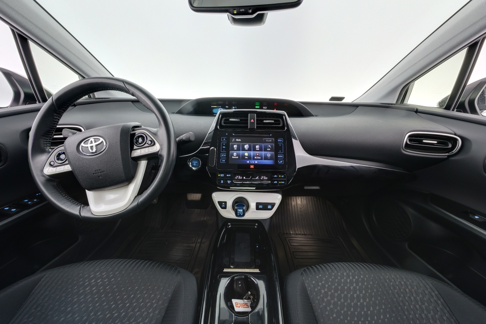 TOYOTA Prius 2017