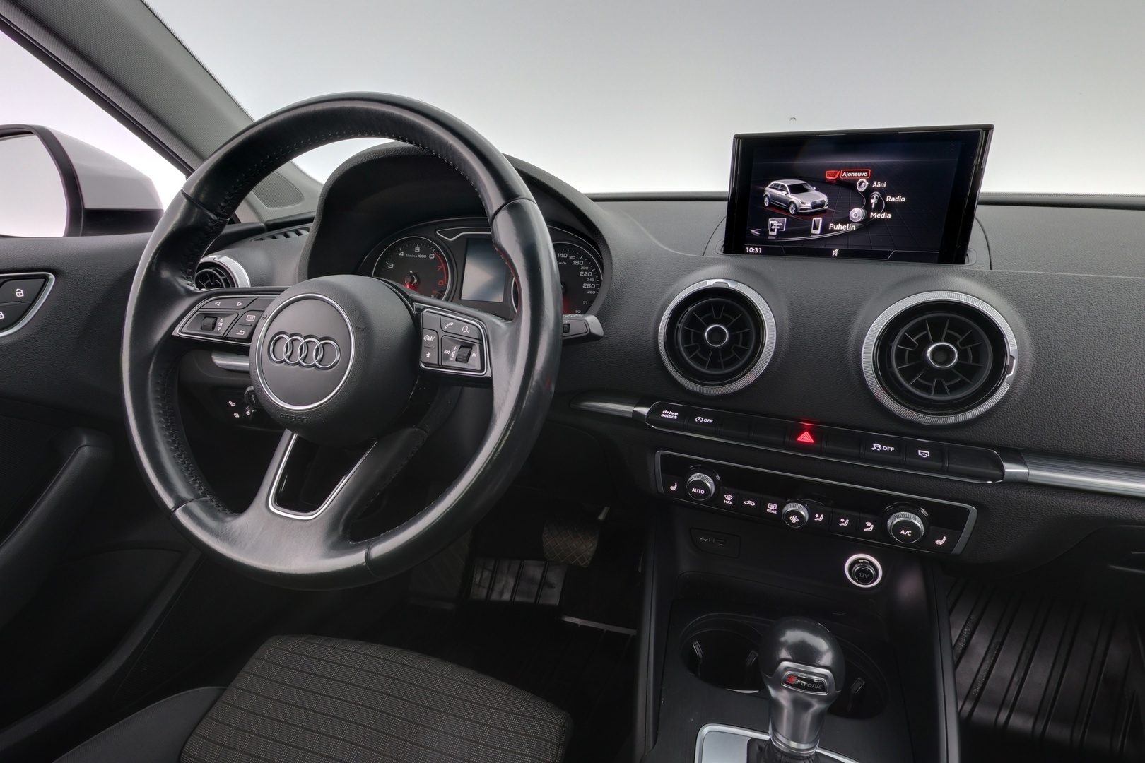 AUDI A3 2018