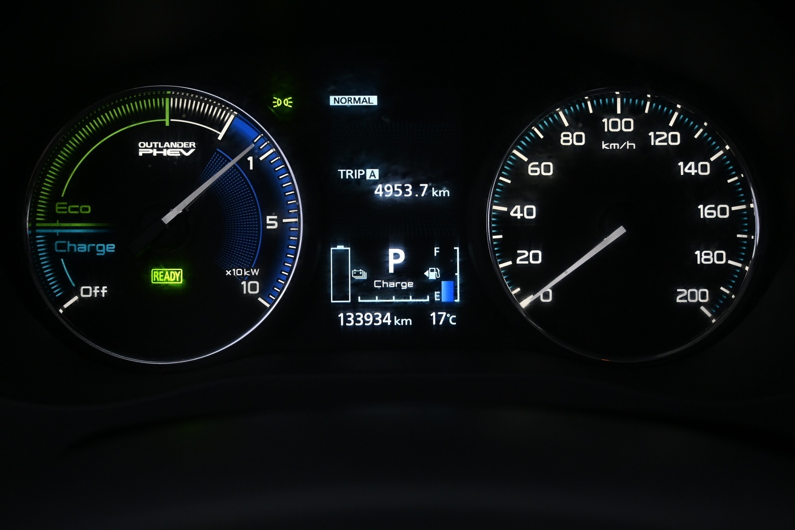 MITSUBISHI Outlander PHEV 2019