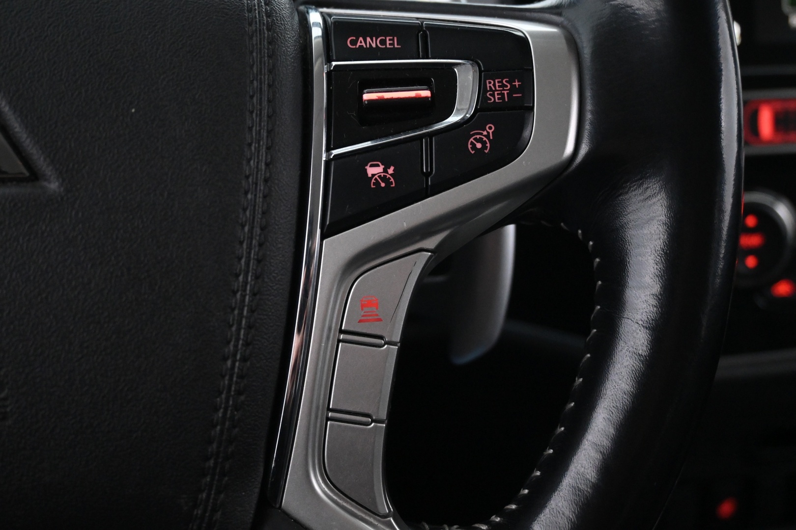 MITSUBISHI Outlander PHEV 2019