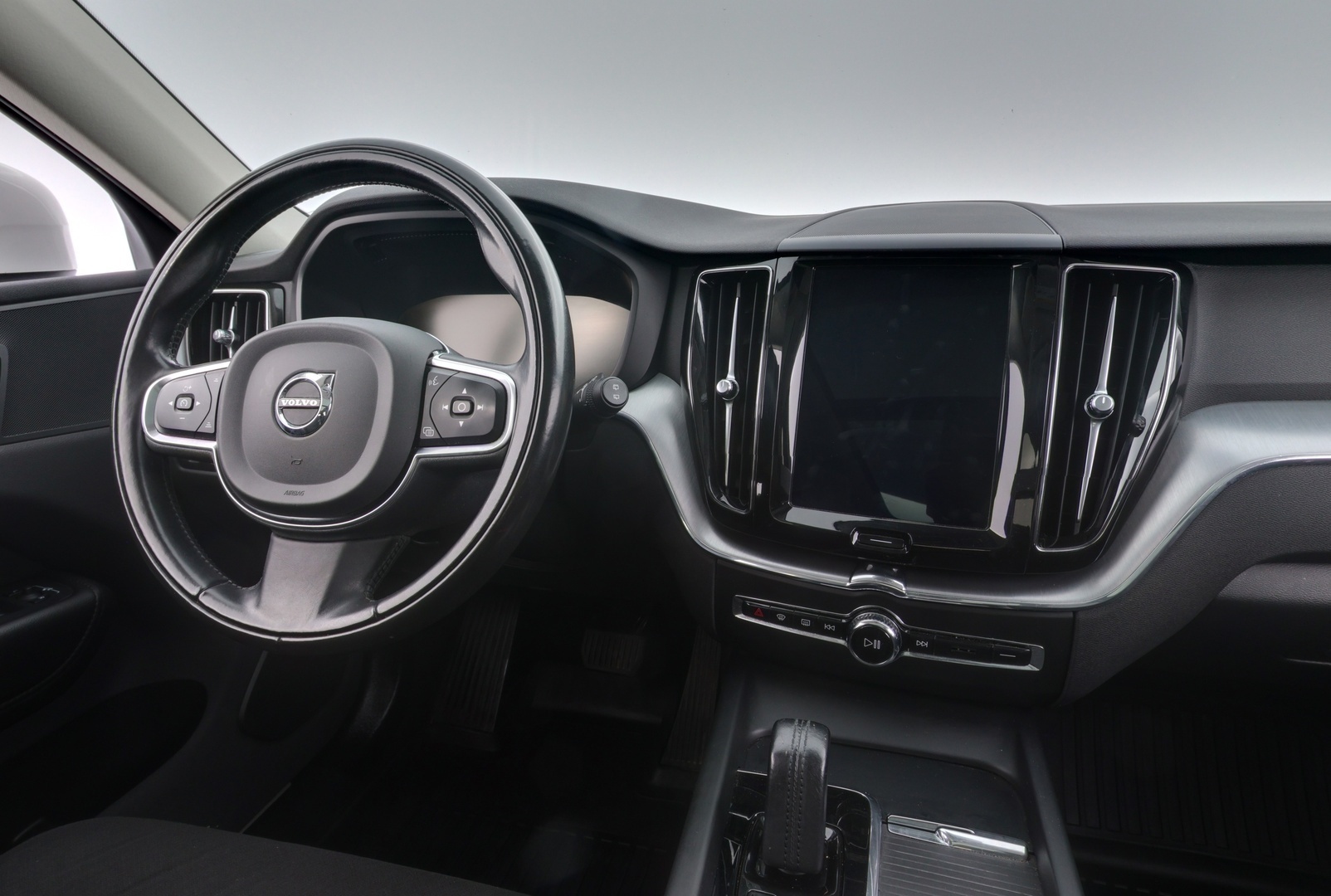 VOLVO XC60 2020