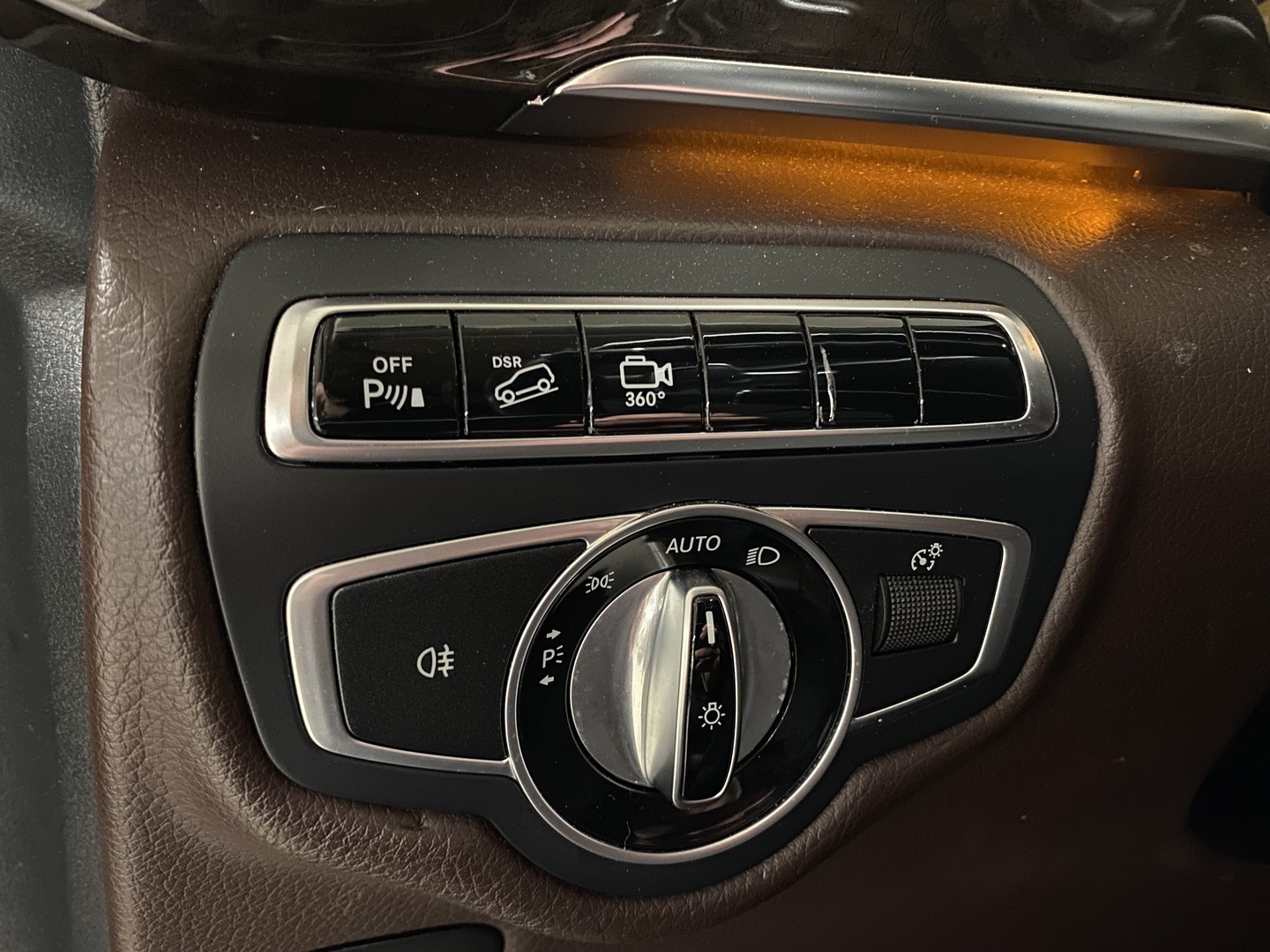 MERCEDES-BENZ V 2016