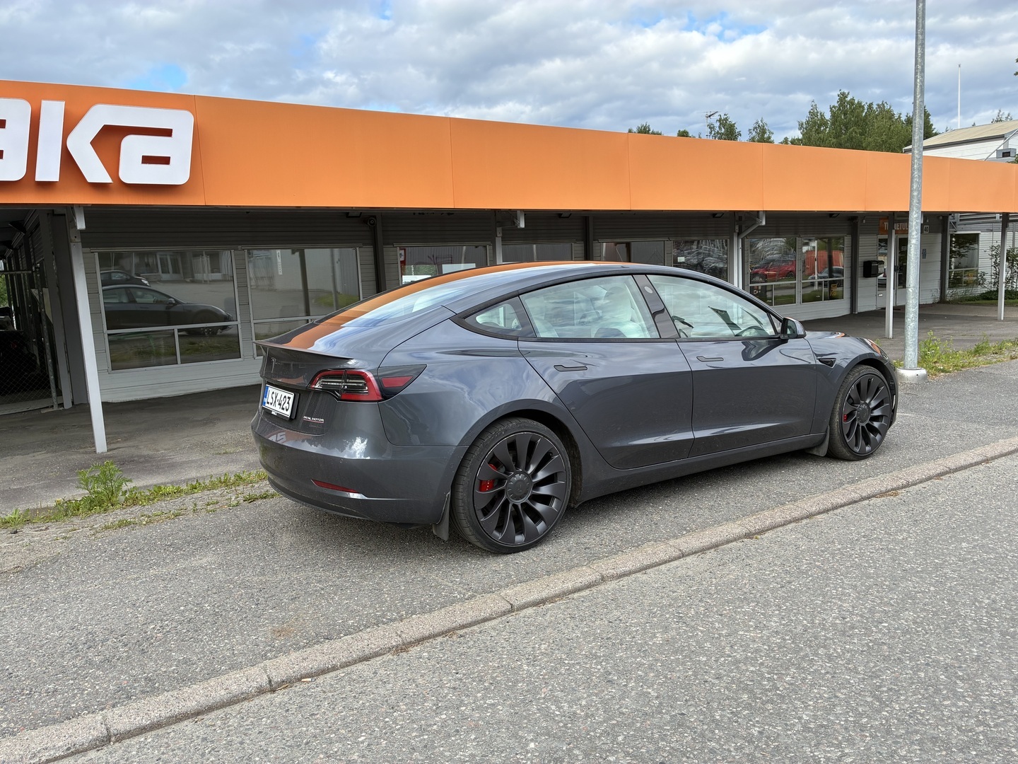 TESLA Model 3 2021