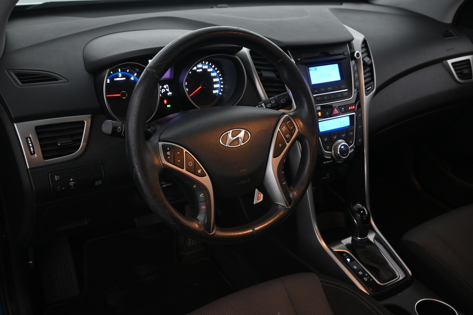 HYUNDAI I30 2013