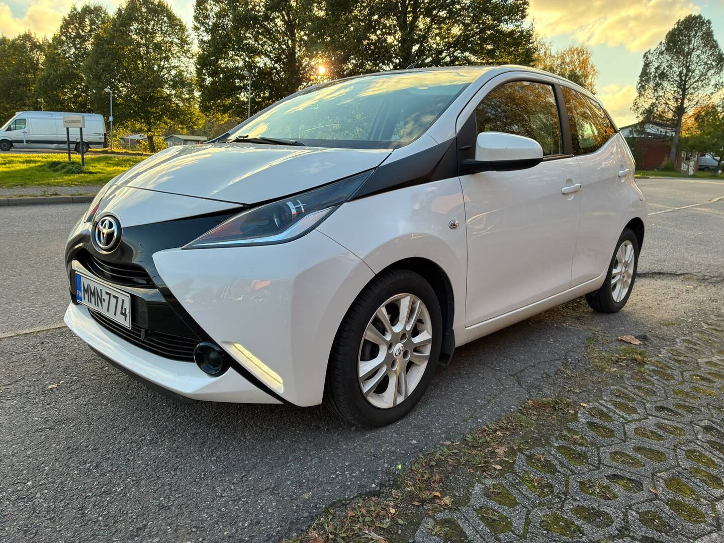 TOYOTA AYGO 2016