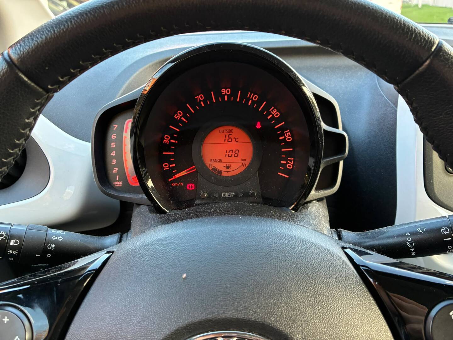 TOYOTA AYGO 2016
