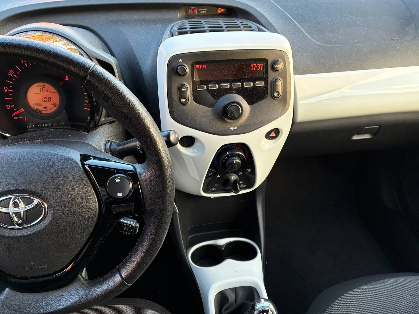 TOYOTA AYGO 2016