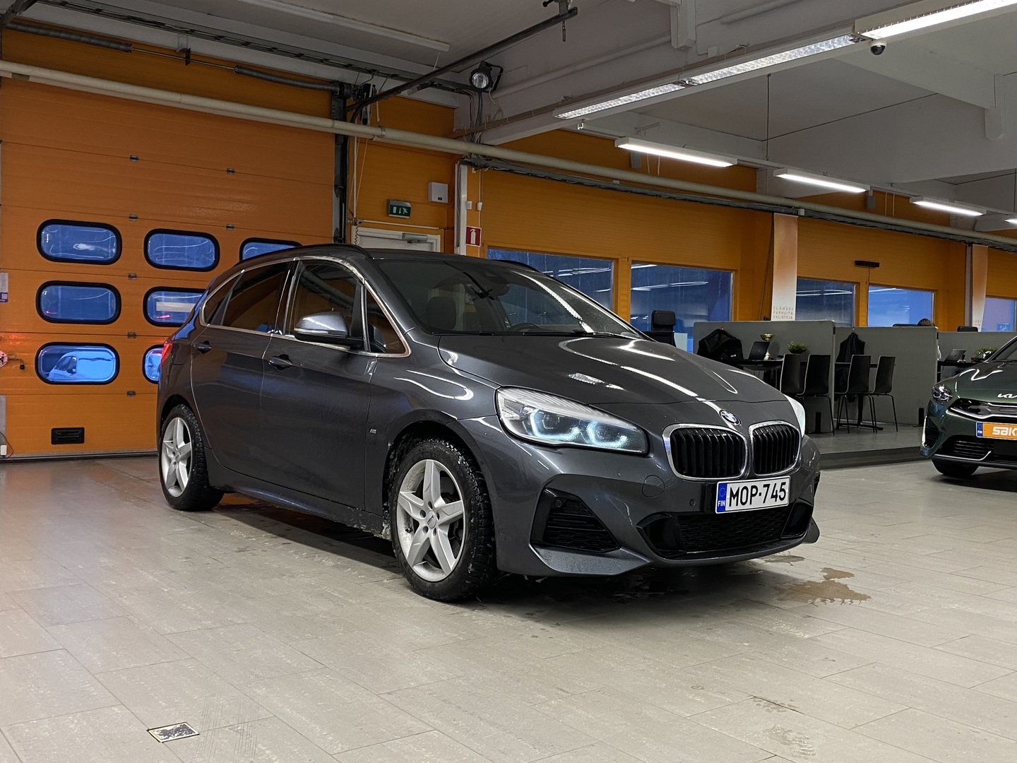 BMW 225 2021