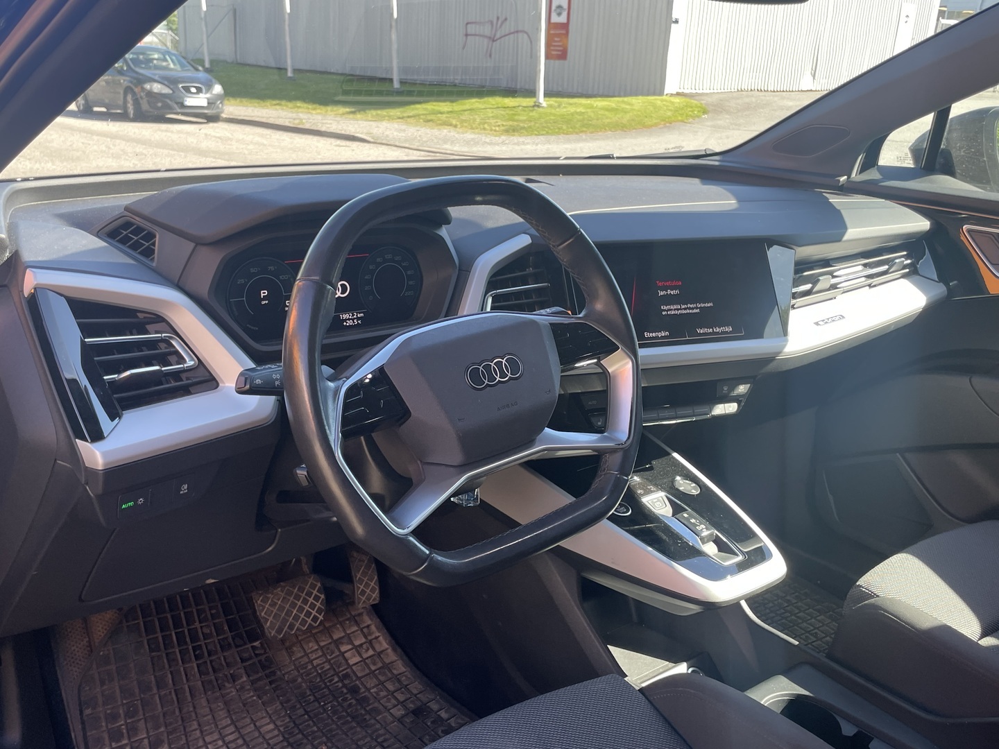 AUDI Q4 e-tron 2023