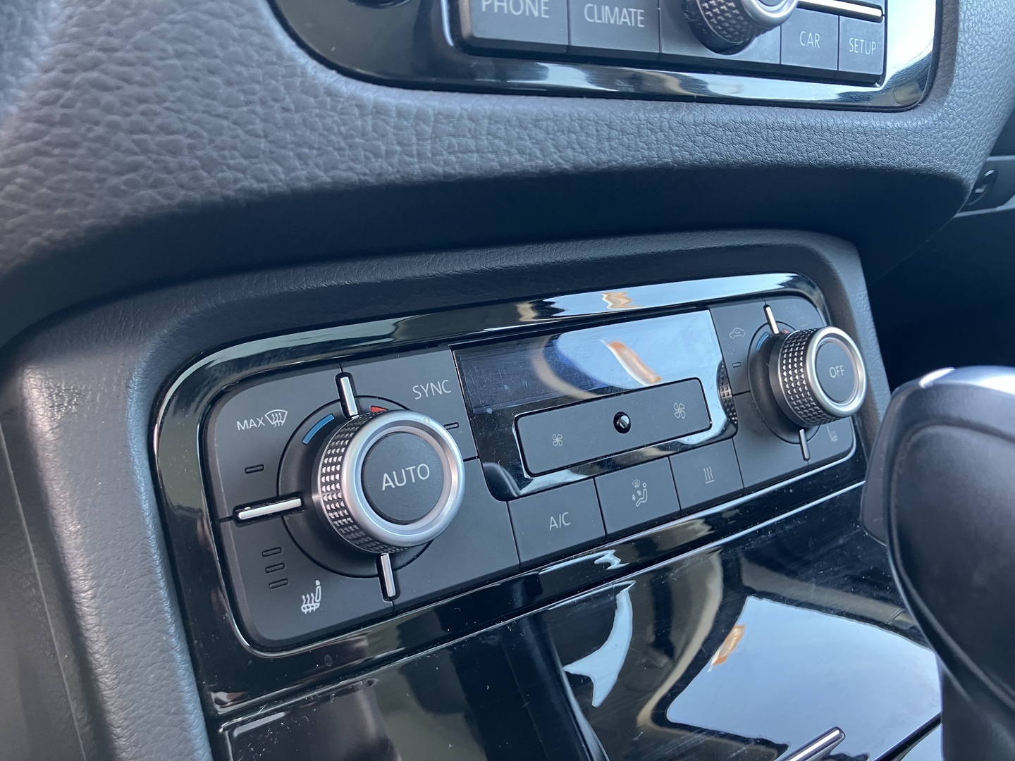 VOLKSWAGEN Touareg 2017