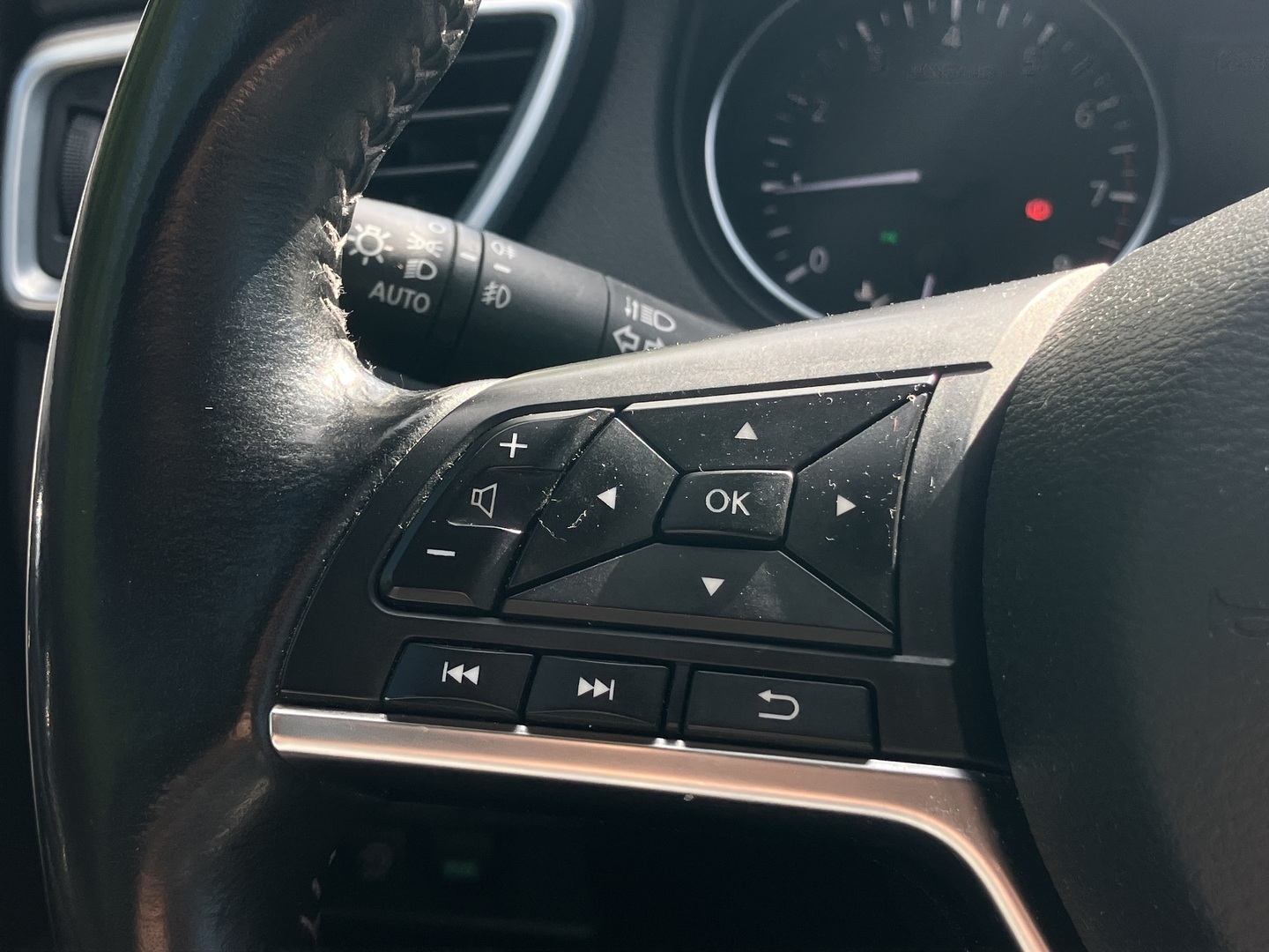 NISSAN Qashqai 2019
