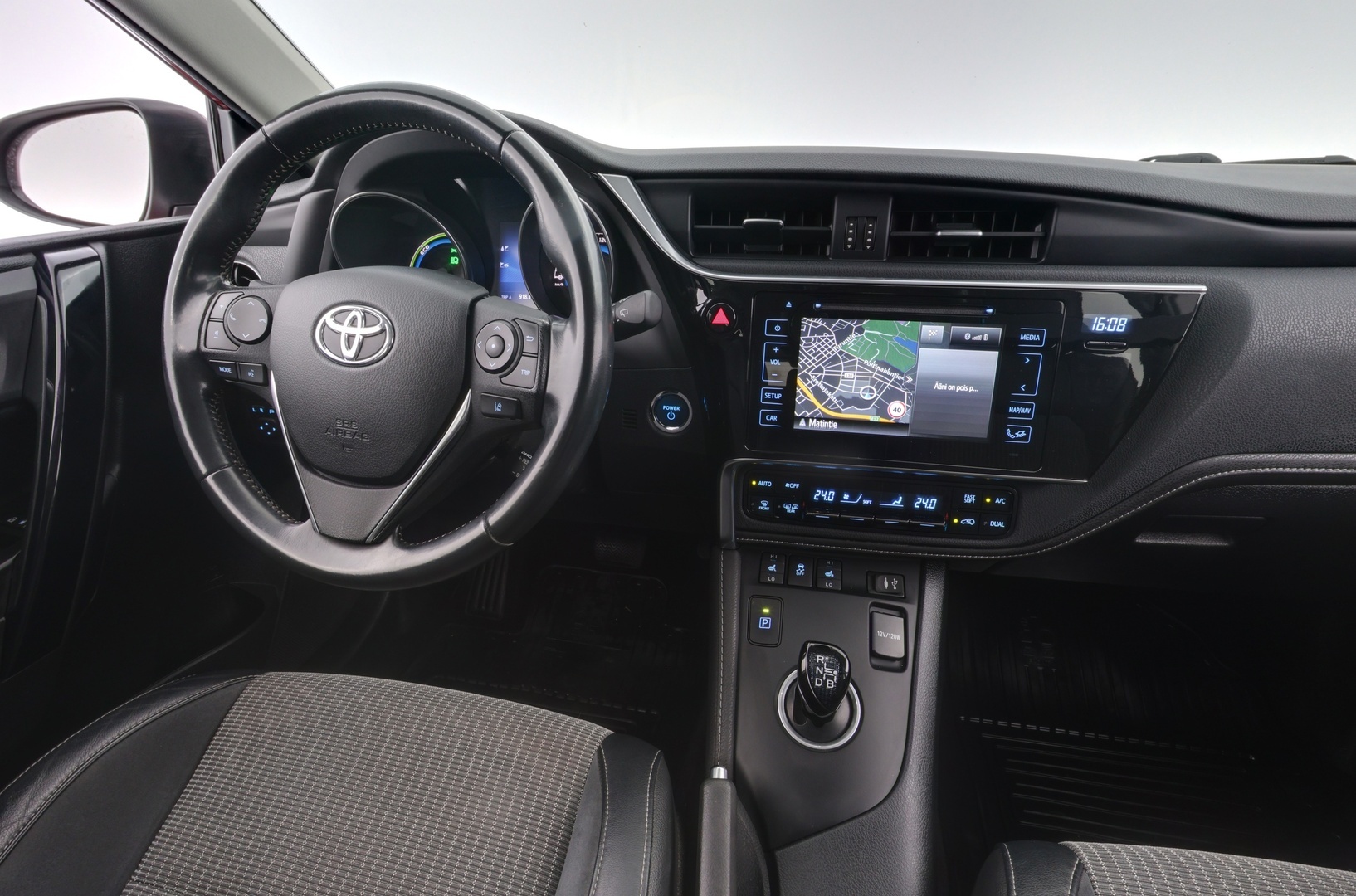 TOYOTA Auris 2018