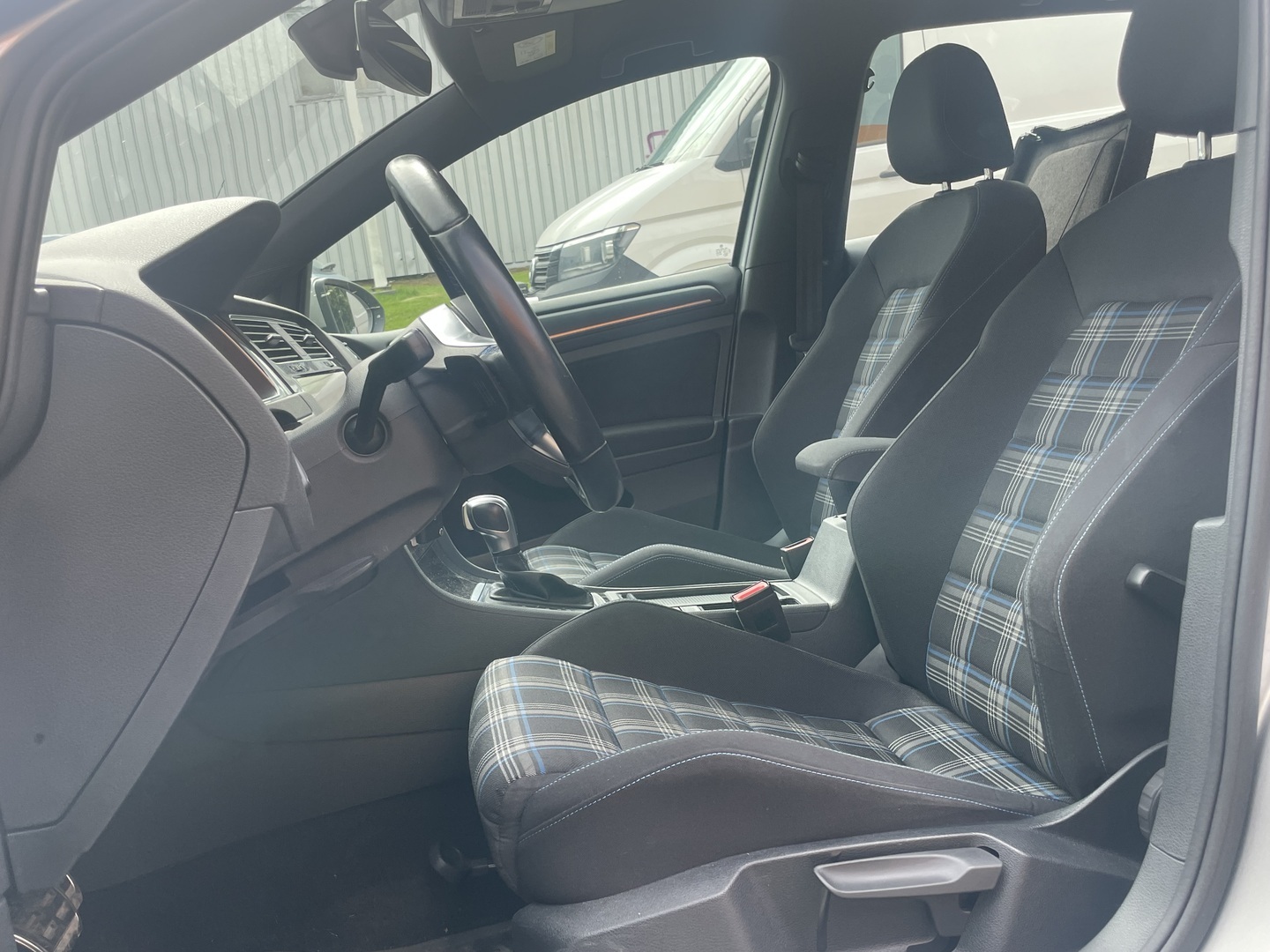 VOLKSWAGEN Golf 2020