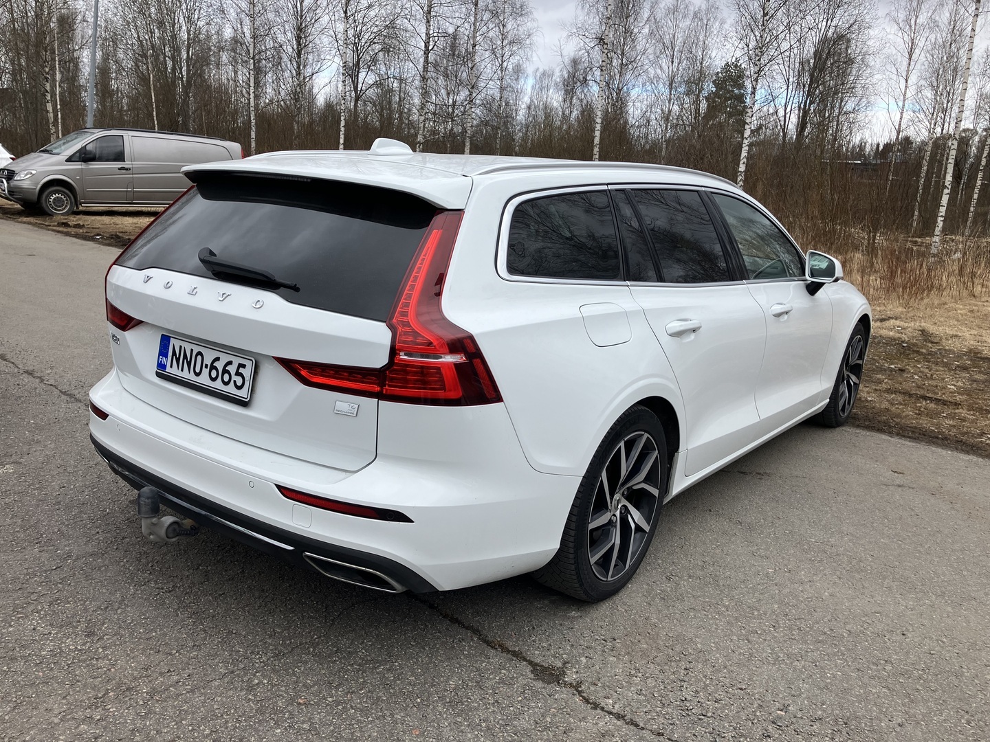 VOLVO V60 2021