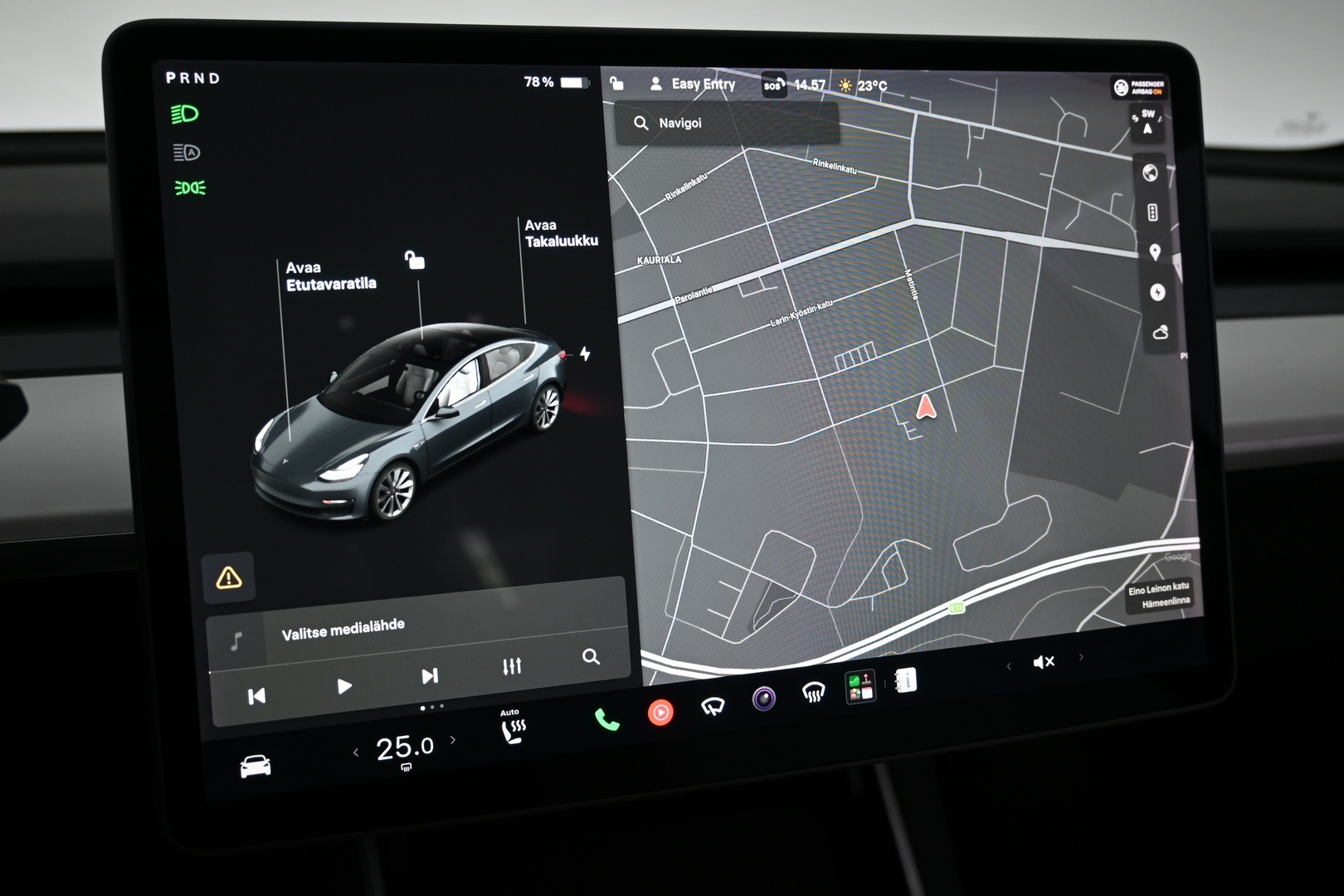 TESLA Model 3 2020