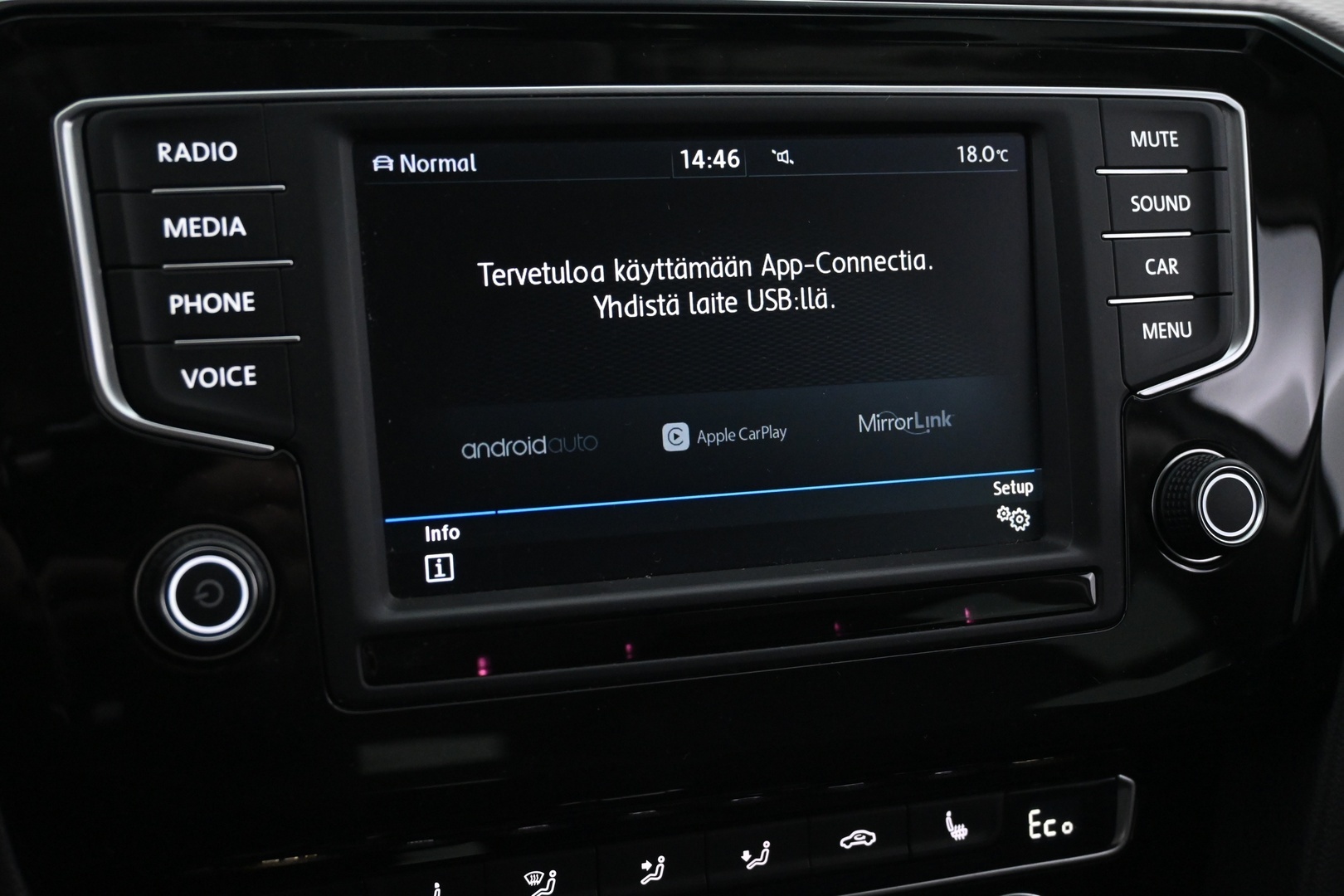 VOLKSWAGEN Passat 2017