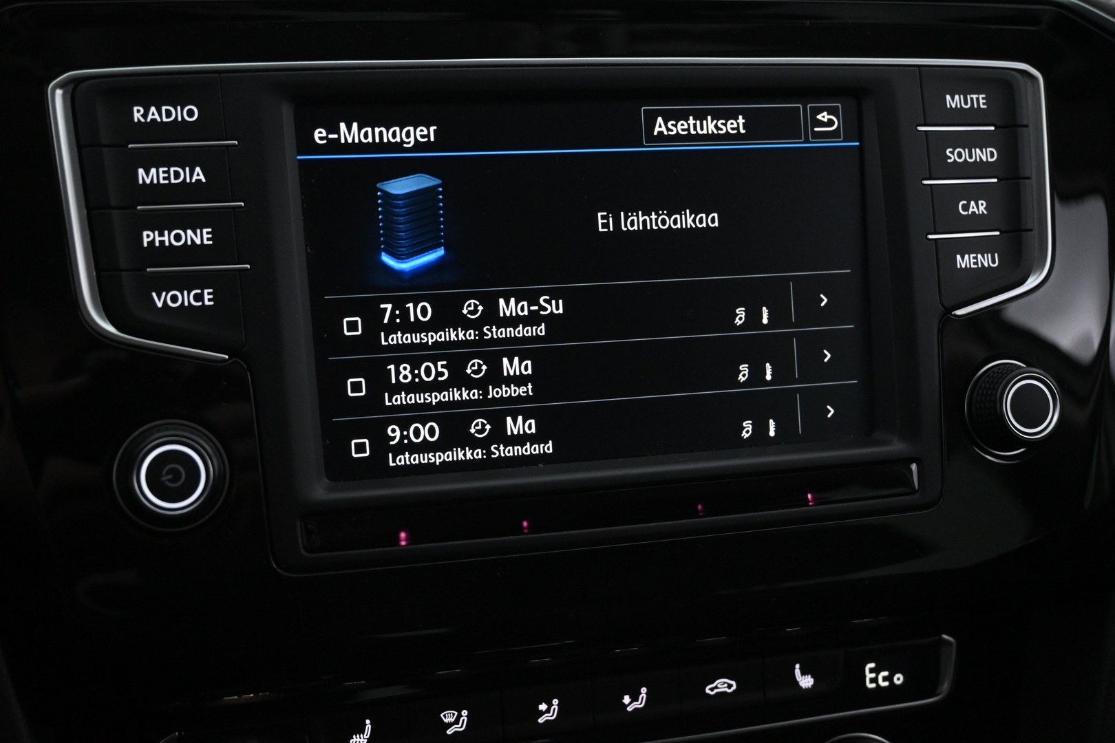 VOLKSWAGEN Passat 2017