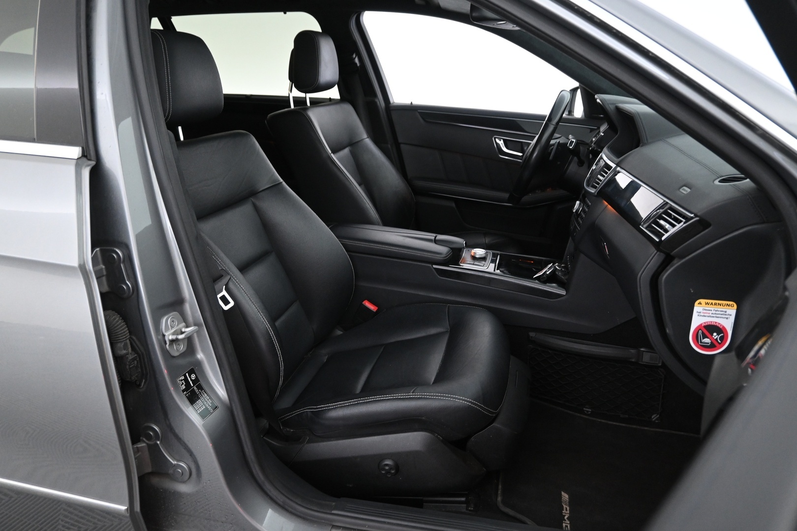 MERCEDES-BENZ E 2010