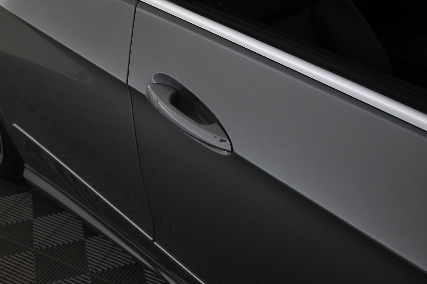 MERCEDES-BENZ E 2010